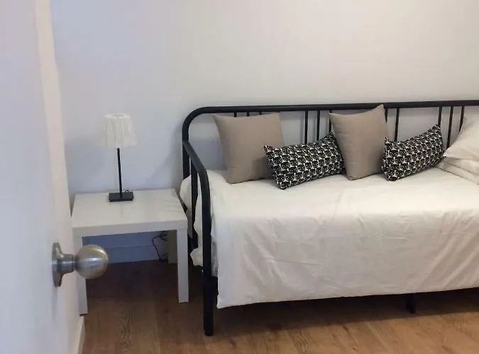 Ventana Al Pirineo * Jaca